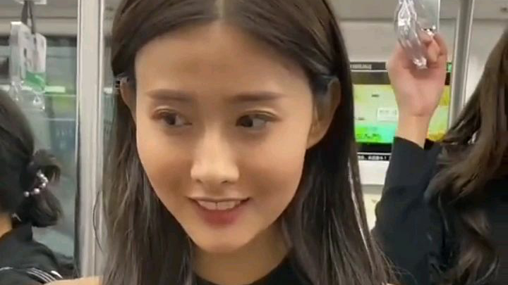 【摸鱼时刻】第三期 看到她的第一眼我连孩子上那个幼儿园都想好了